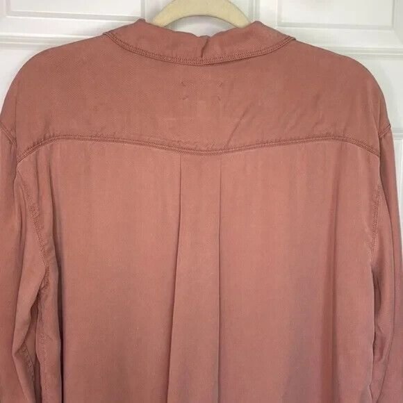 Lou &‎ Grey Blush Collared Long Sleeve Blouse High Low Size Small - Picture 6 of 9